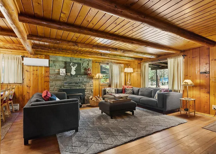 White Pass Log Cabin Luxury Retreat